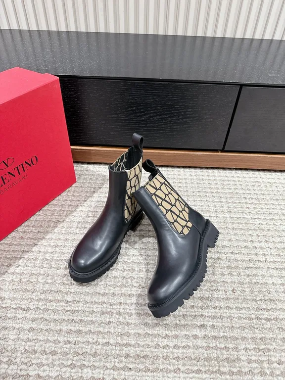 Valentino Shoe 